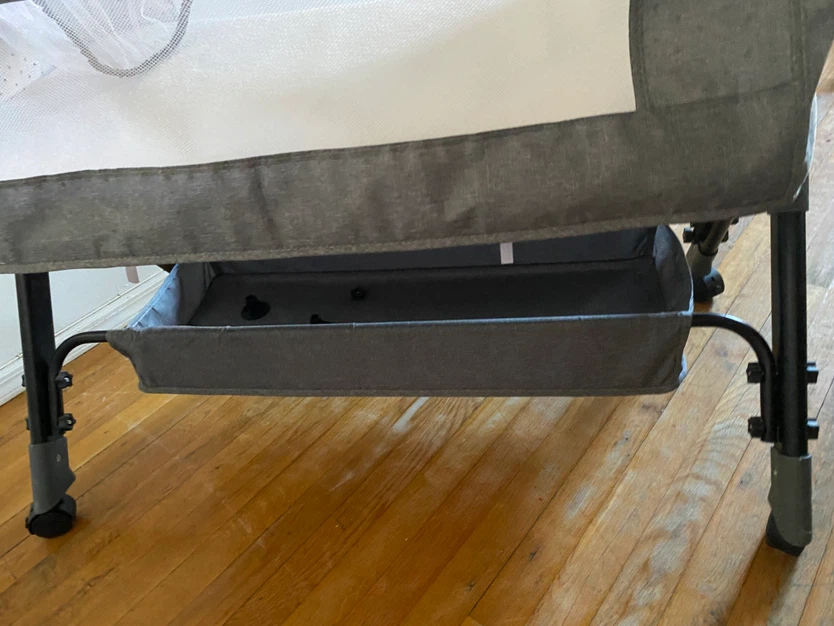 Portable Baby Bedside Sleeper Bassinet - photo 5