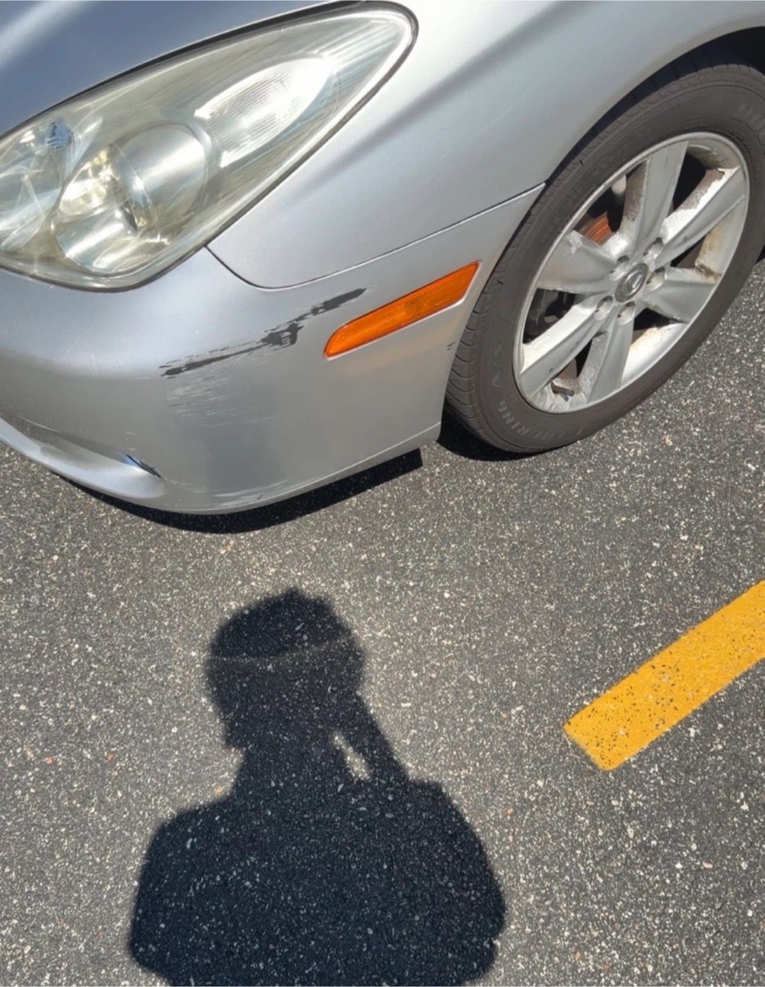 Silver Lexus ES Sedan - photo 3