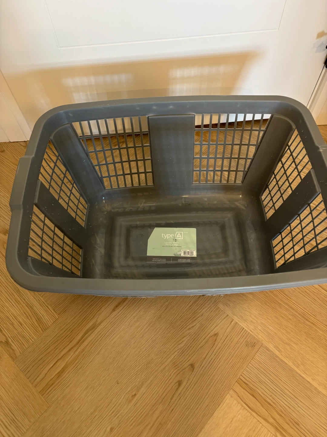 type A Grey Laundry Basket - photo 2