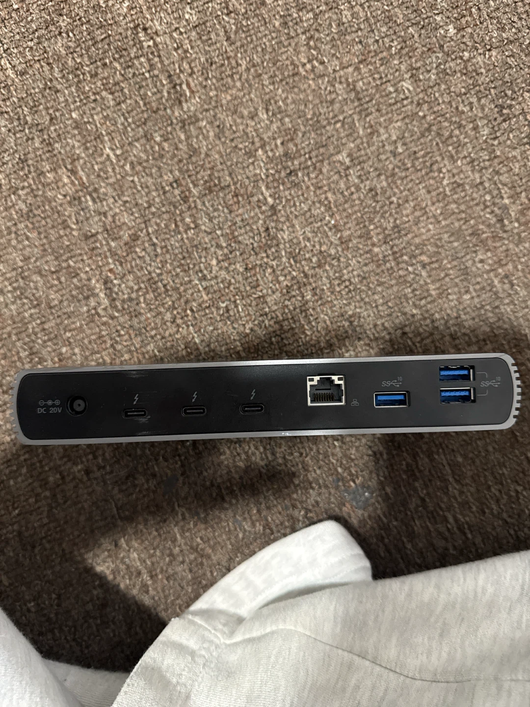 Kensington SD5700T Thunderbolt 4 Dual 4K Dock - photo 4