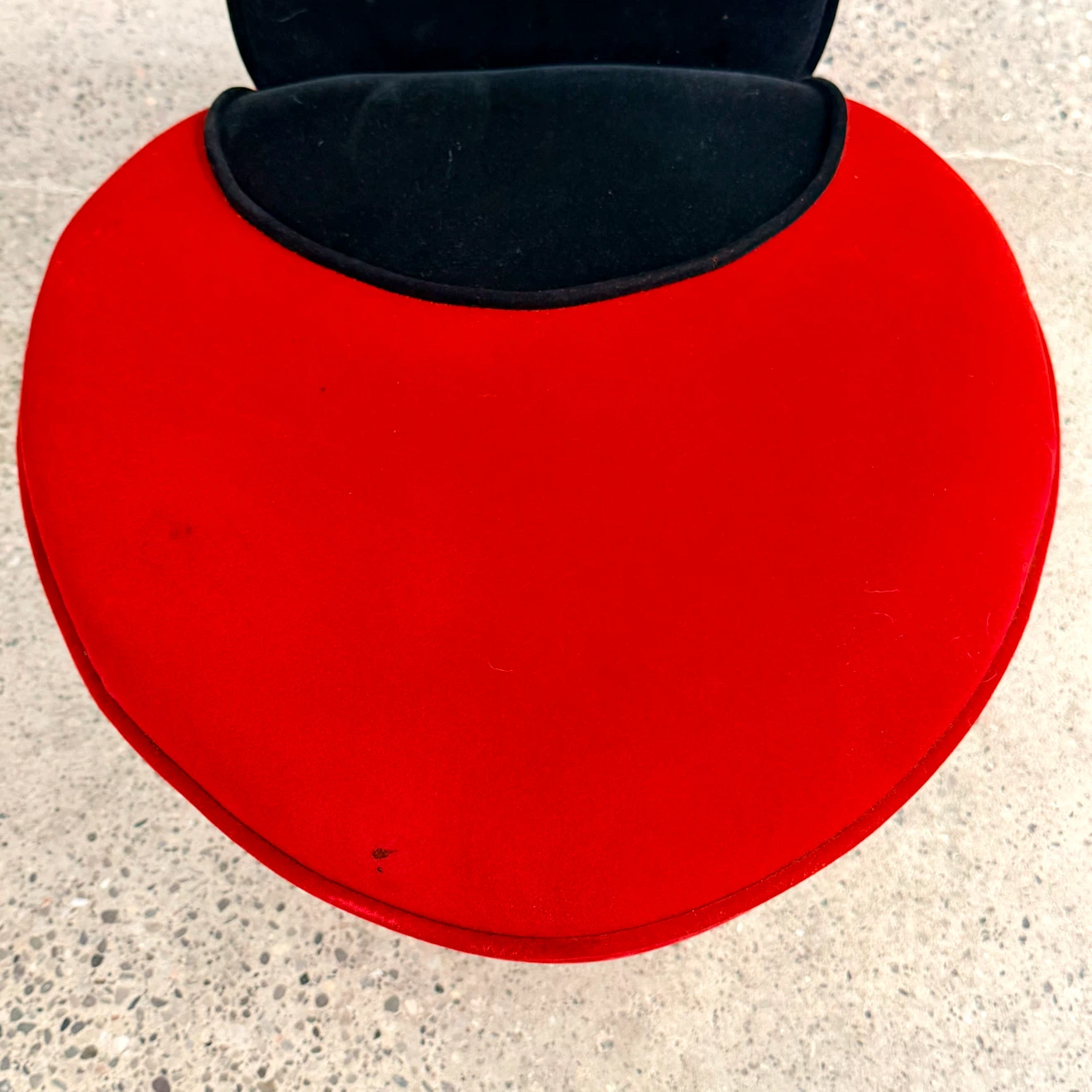 Velvet High Heel Chair - photo 3