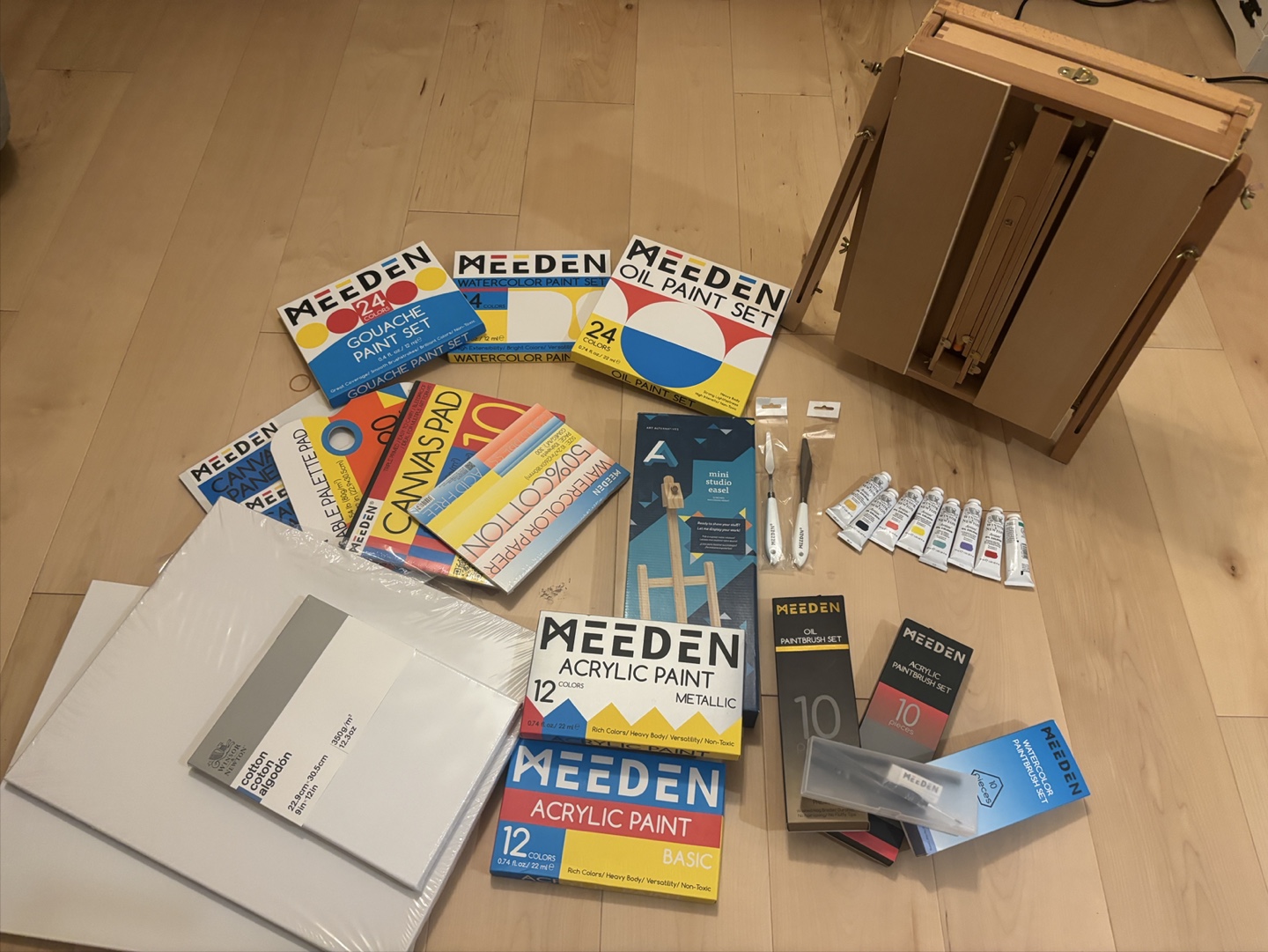 Art Supply Bundle Eaesle, canvas, paint, brushes and more