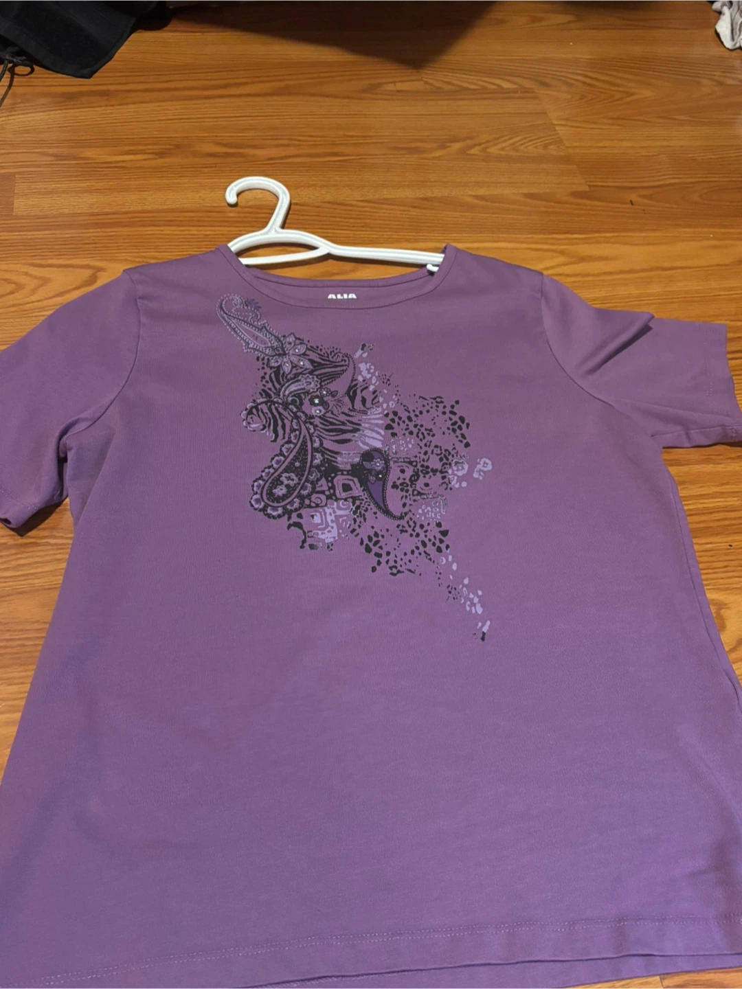 Alia Purple Graphic T-Shirt