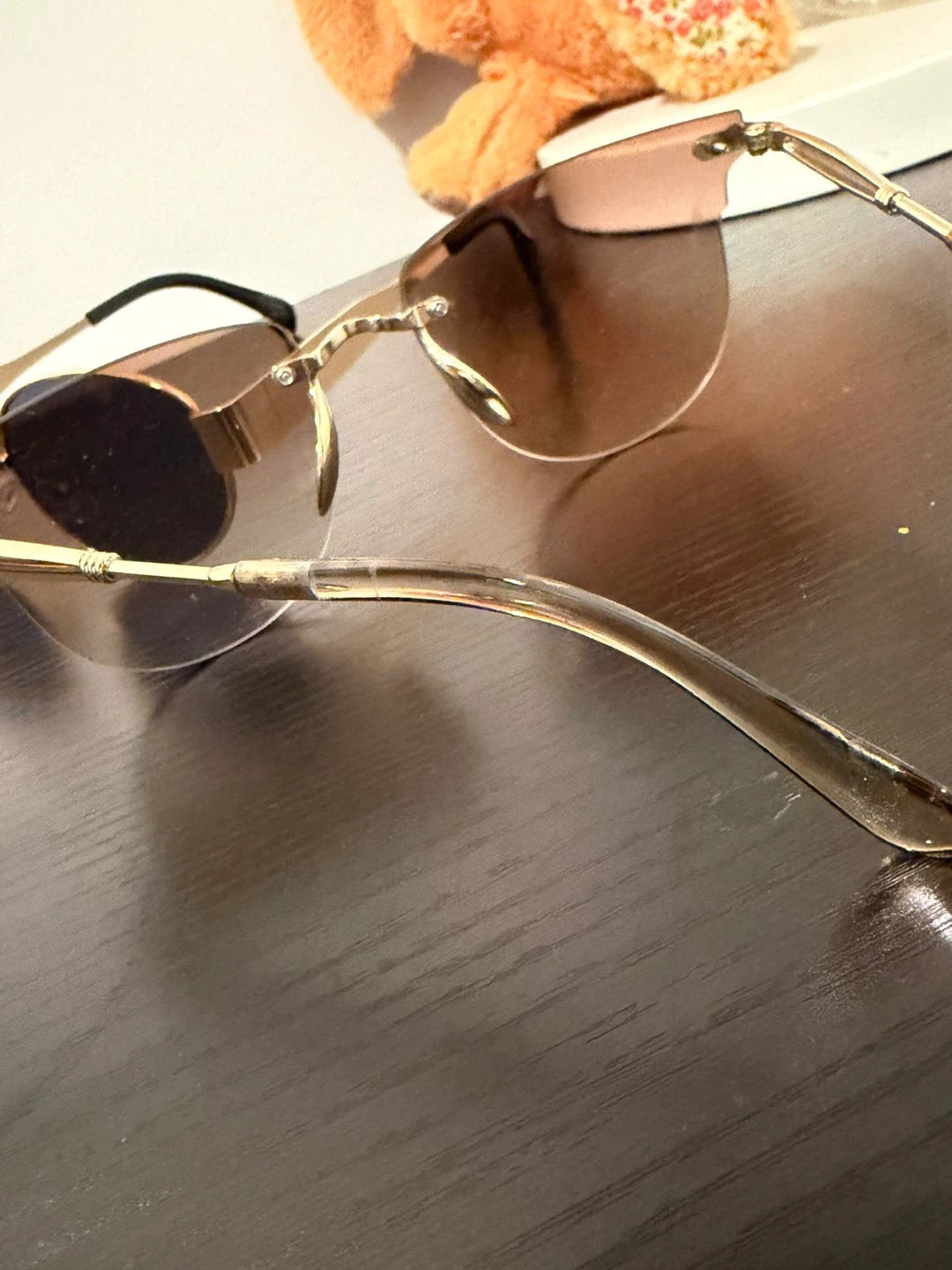 Vintage-Style Tinted Sunglasses - photo 2