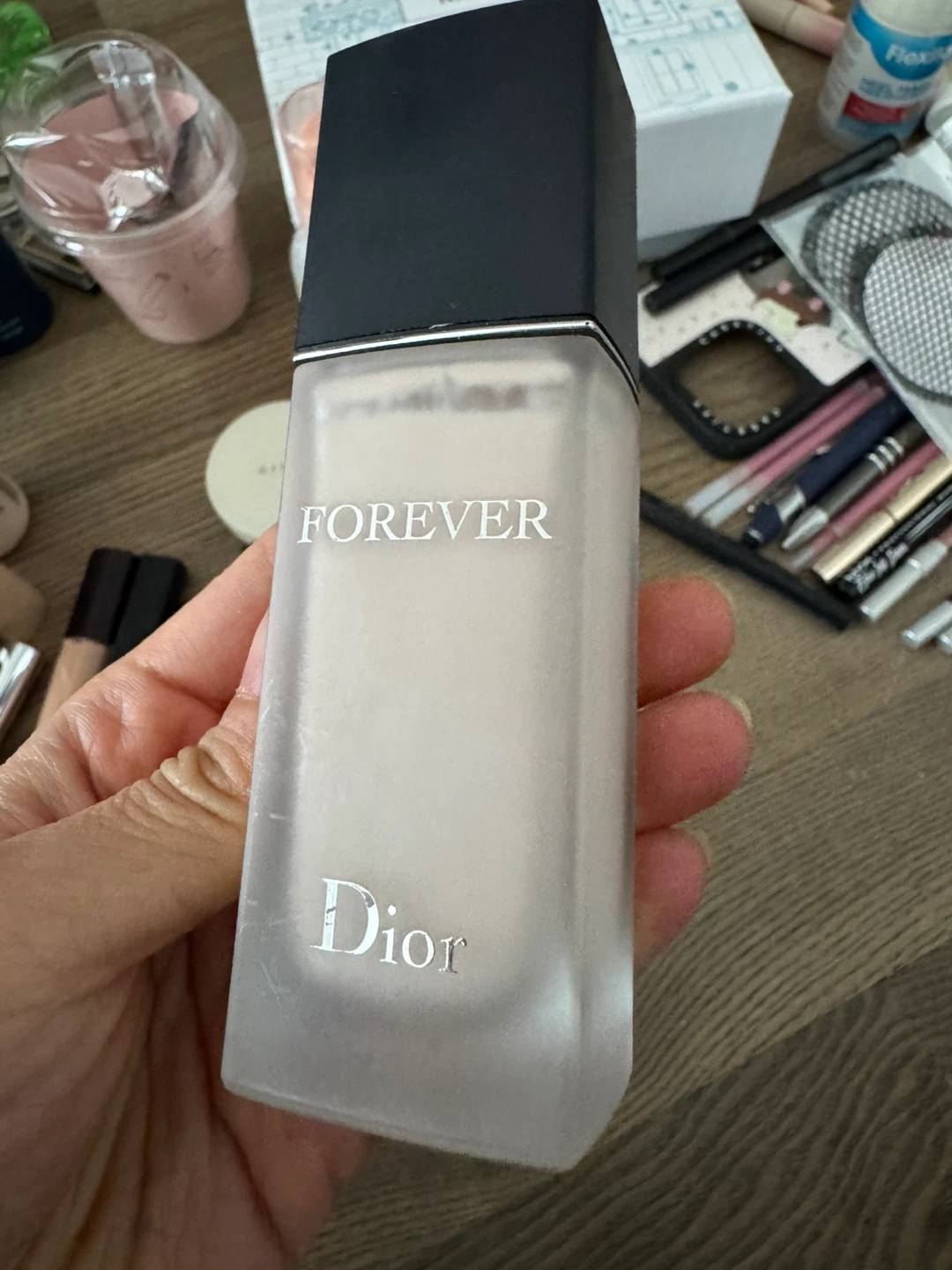 New full volume Dior Forever 24H Foundation - Shade 00 - photo 2