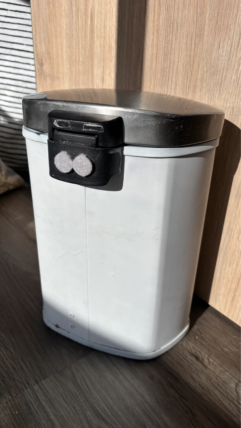White step trash bin stainless steel lid - photo 3