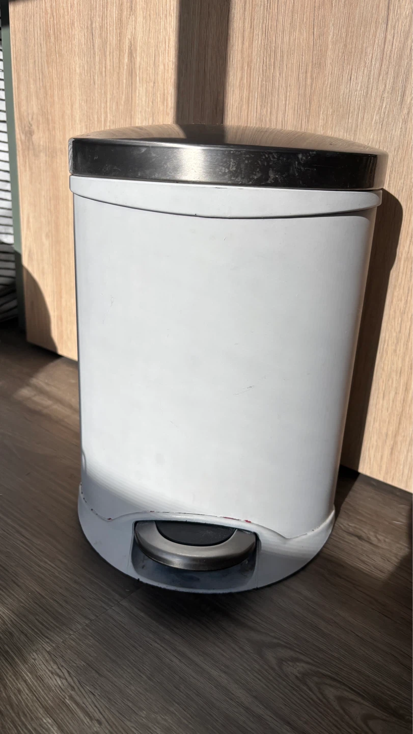 White step trash bin stainless steel lid