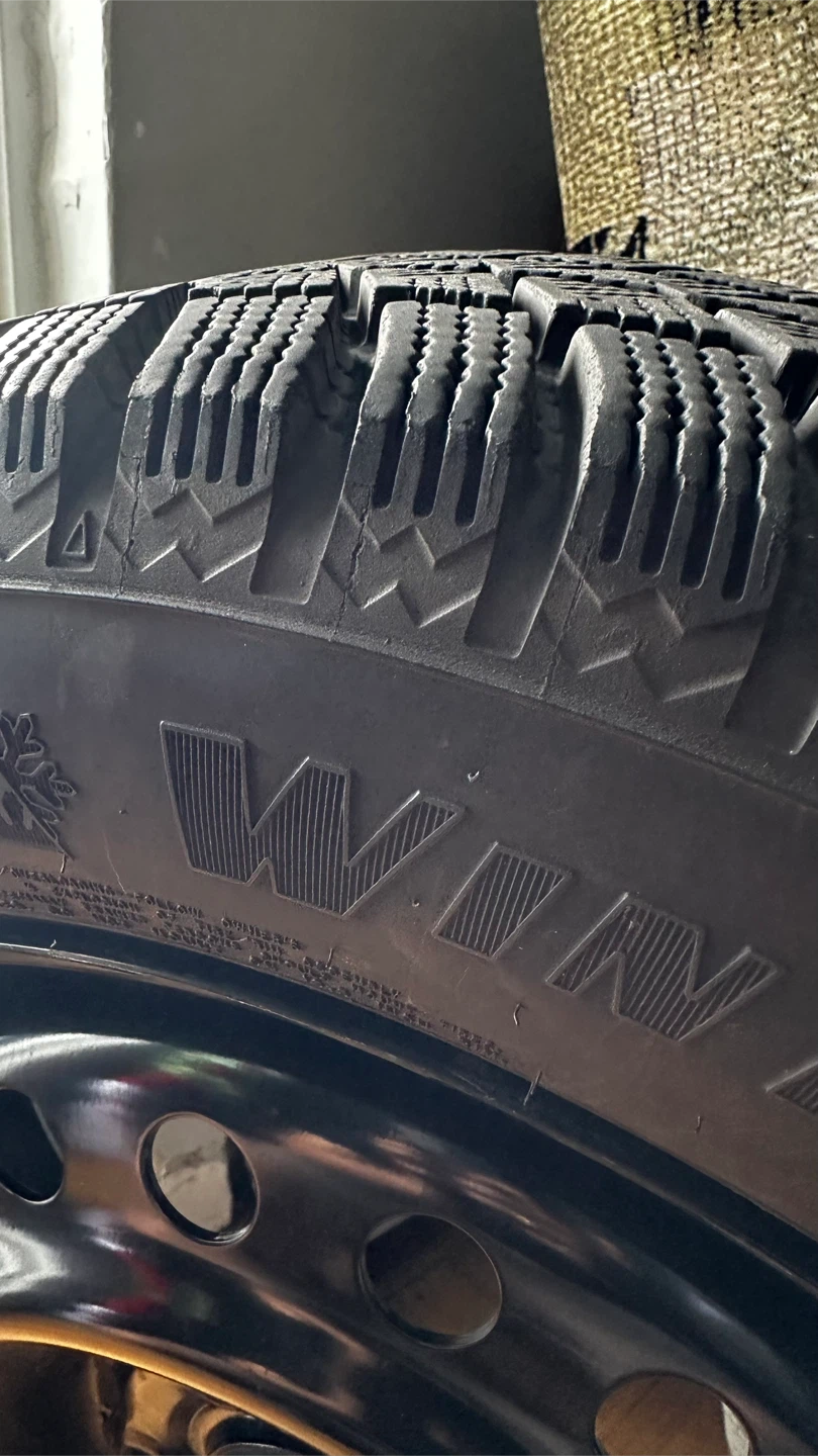 ❄️ Goodyear Winter Tires + Rims – Good Condition - photo 5