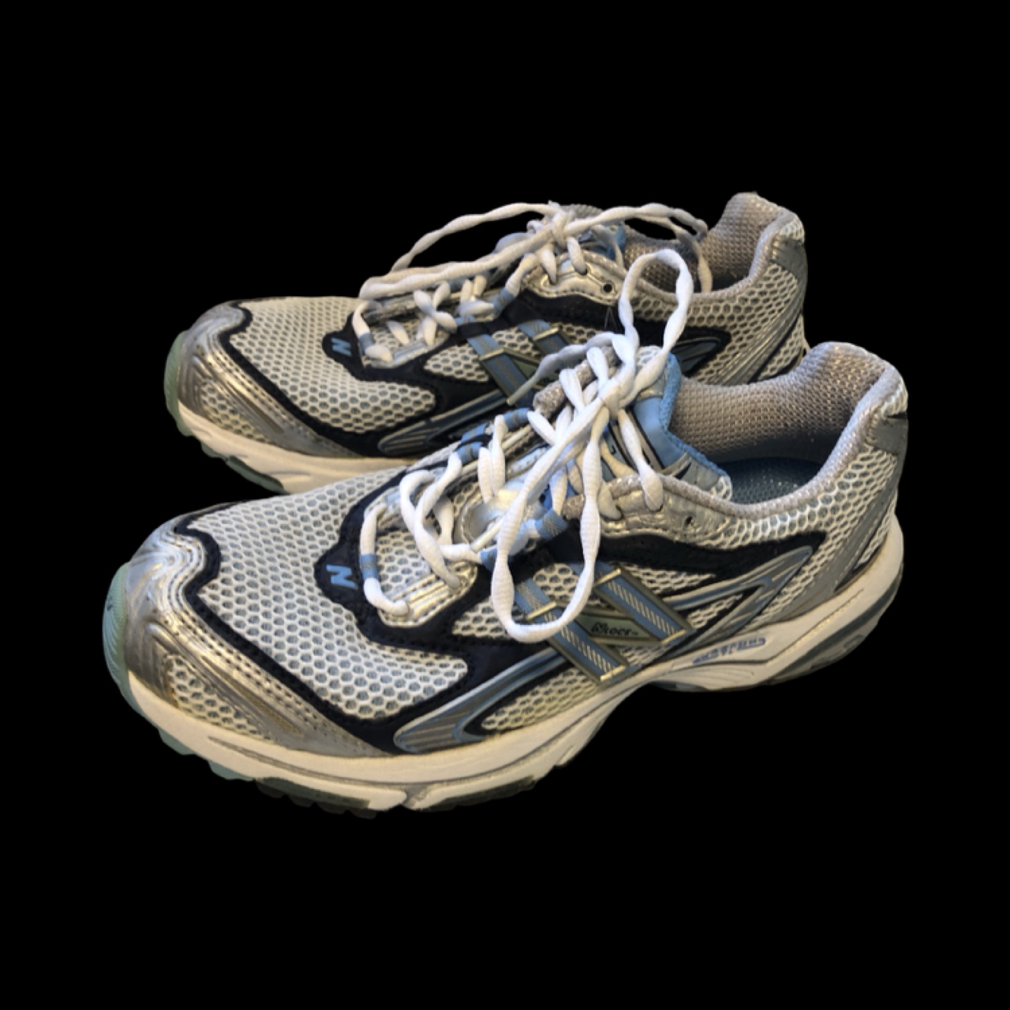 New Balance 1061 Women’s Running Sneakers