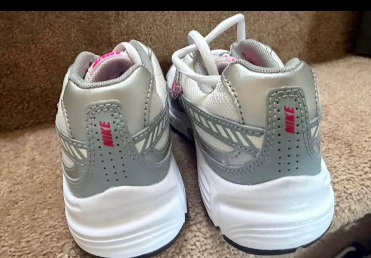 Nike Silver and Pink Running Shoes - photo 2