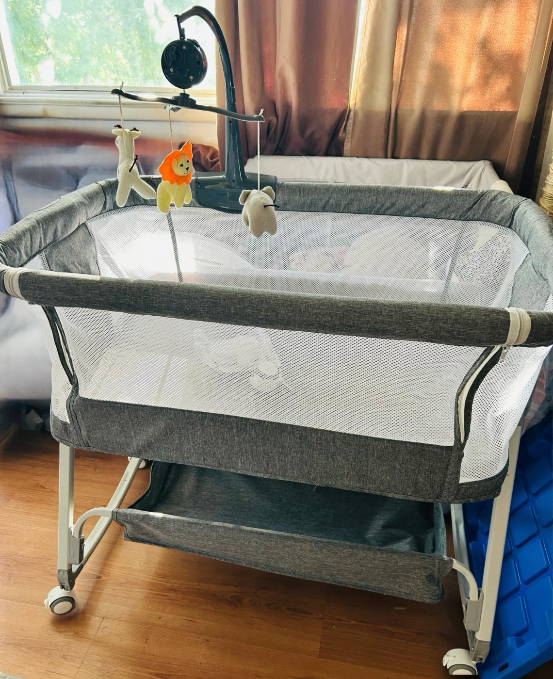 Baby Bedside Sleeper Bassinet