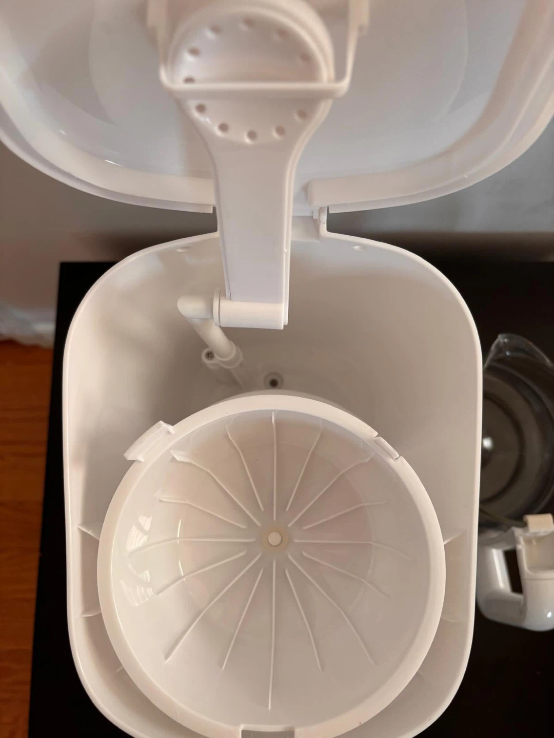 Toastmaster 12-Cup Coffee Maker - photo 2