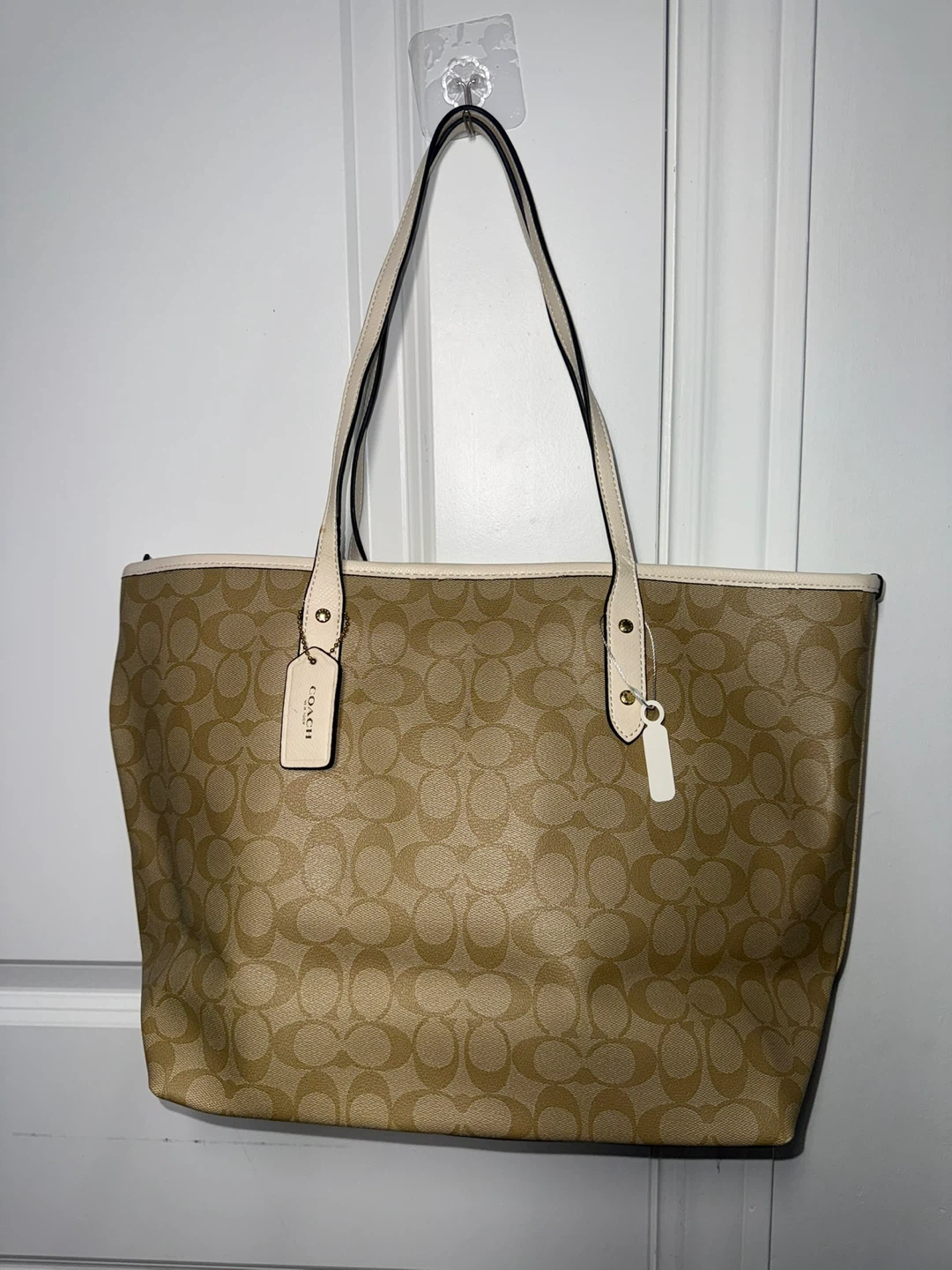 Assorted Coach Handbags . Satchels, Tote, Shoulder bags - photo 4