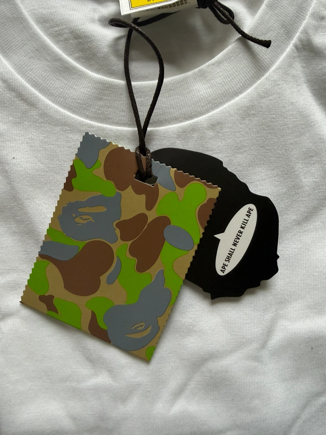 A Bathing Ape T-Shirt White Small - photo 5