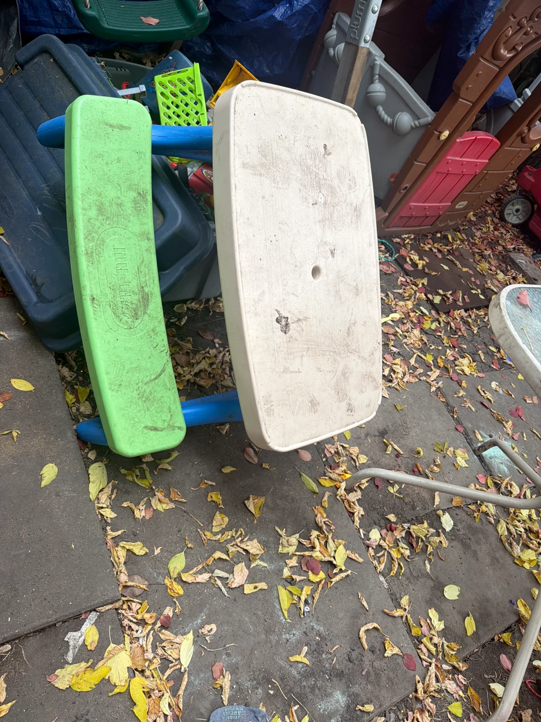Little Tikes Kids Picnic Table