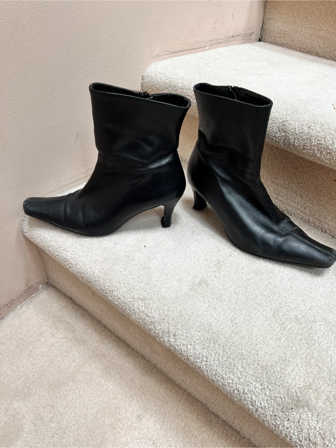 Black Leather Steve Madden Boots - photo 2