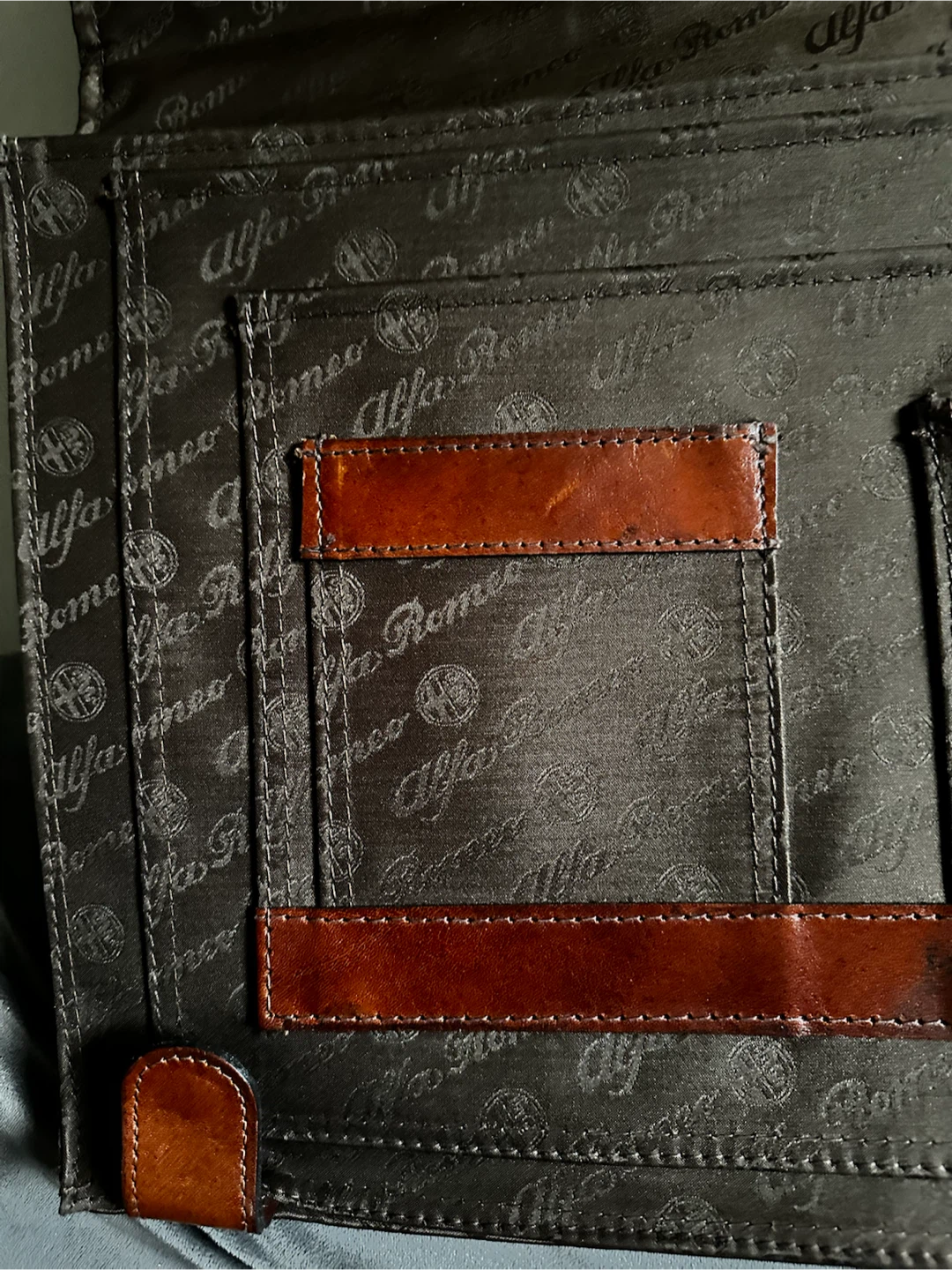 Vintage Alfa Romeo Monogram Document Briefcase - photo 4
