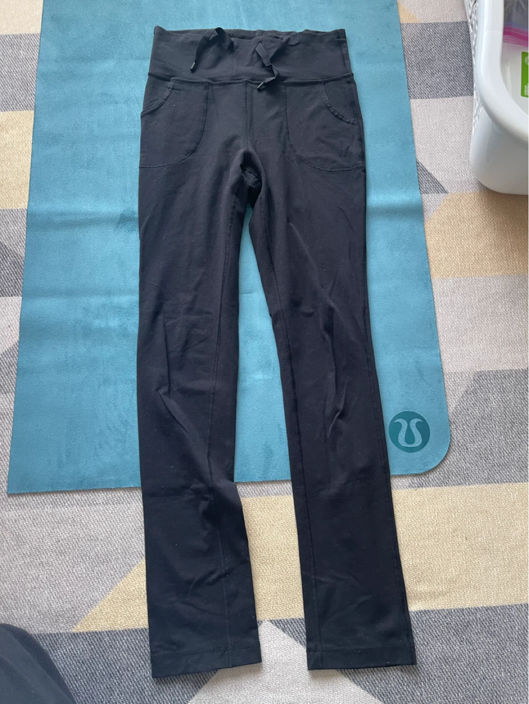 Lululemon woman’s straight leg black pants - photo 2