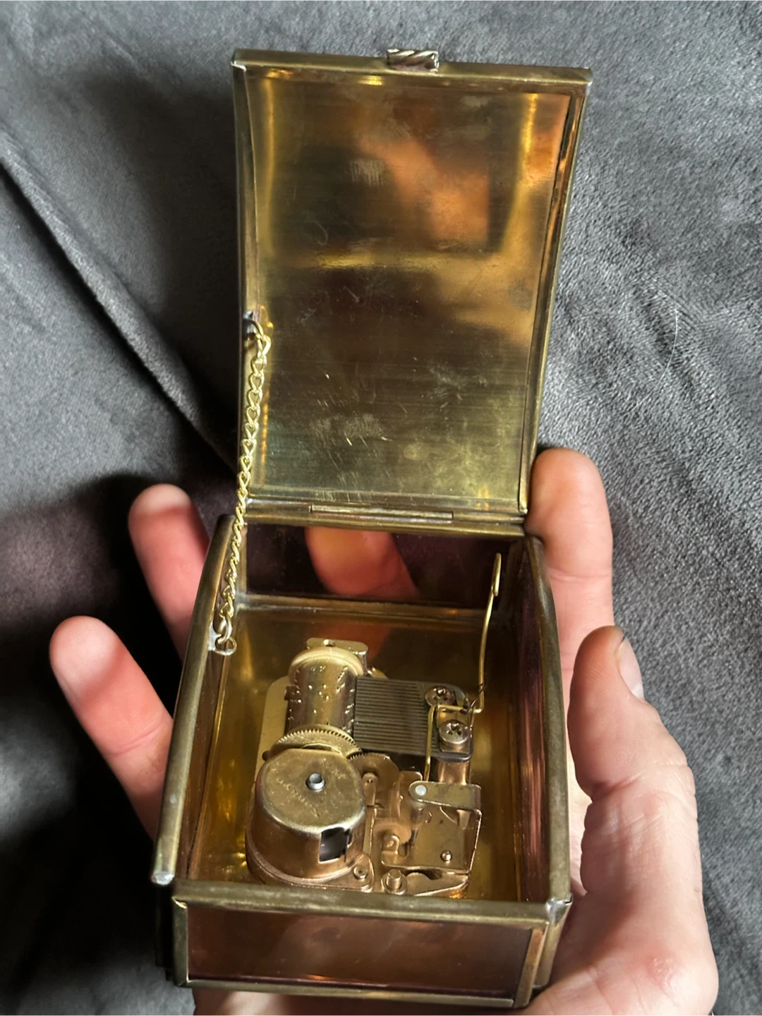 Via Vermont Victorian Brass Music Box Works - photo 4