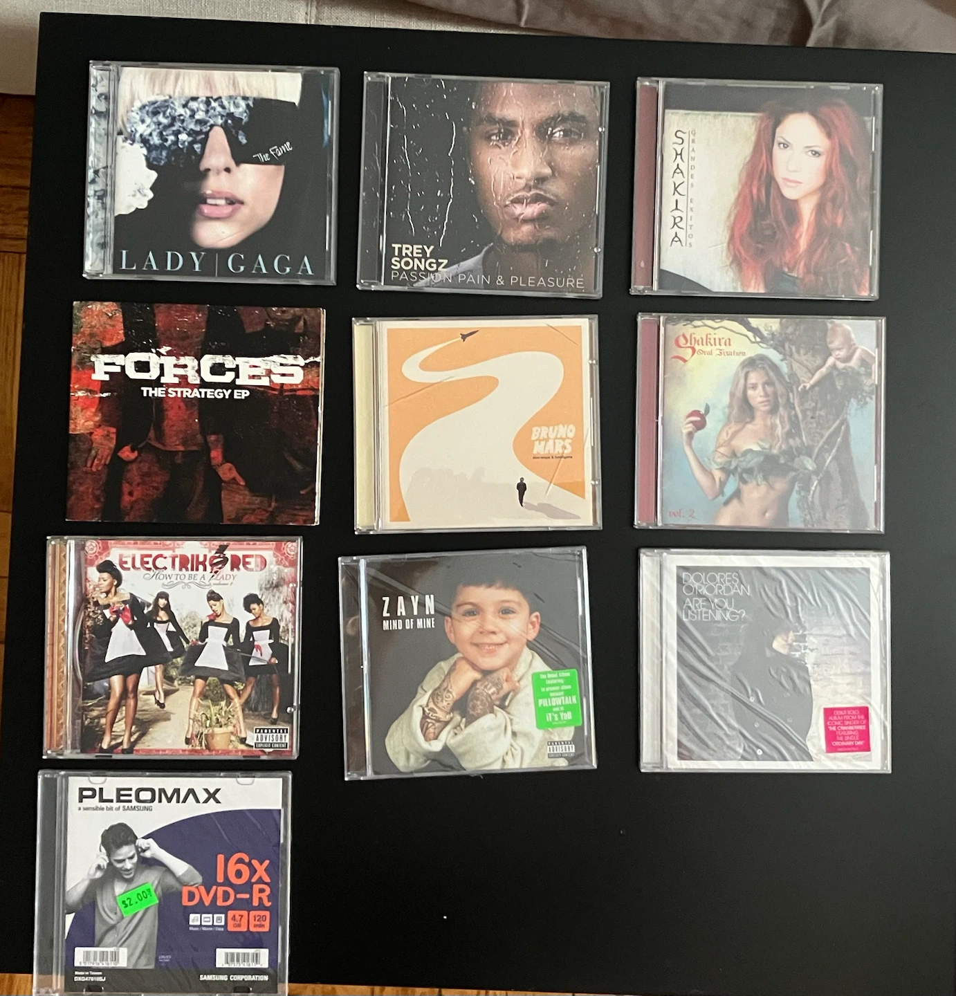 Collection of 22 Assorted Music CDs and DVD-R Disc - photo 2