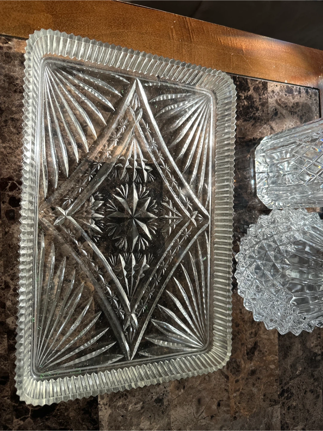 Crystal tray