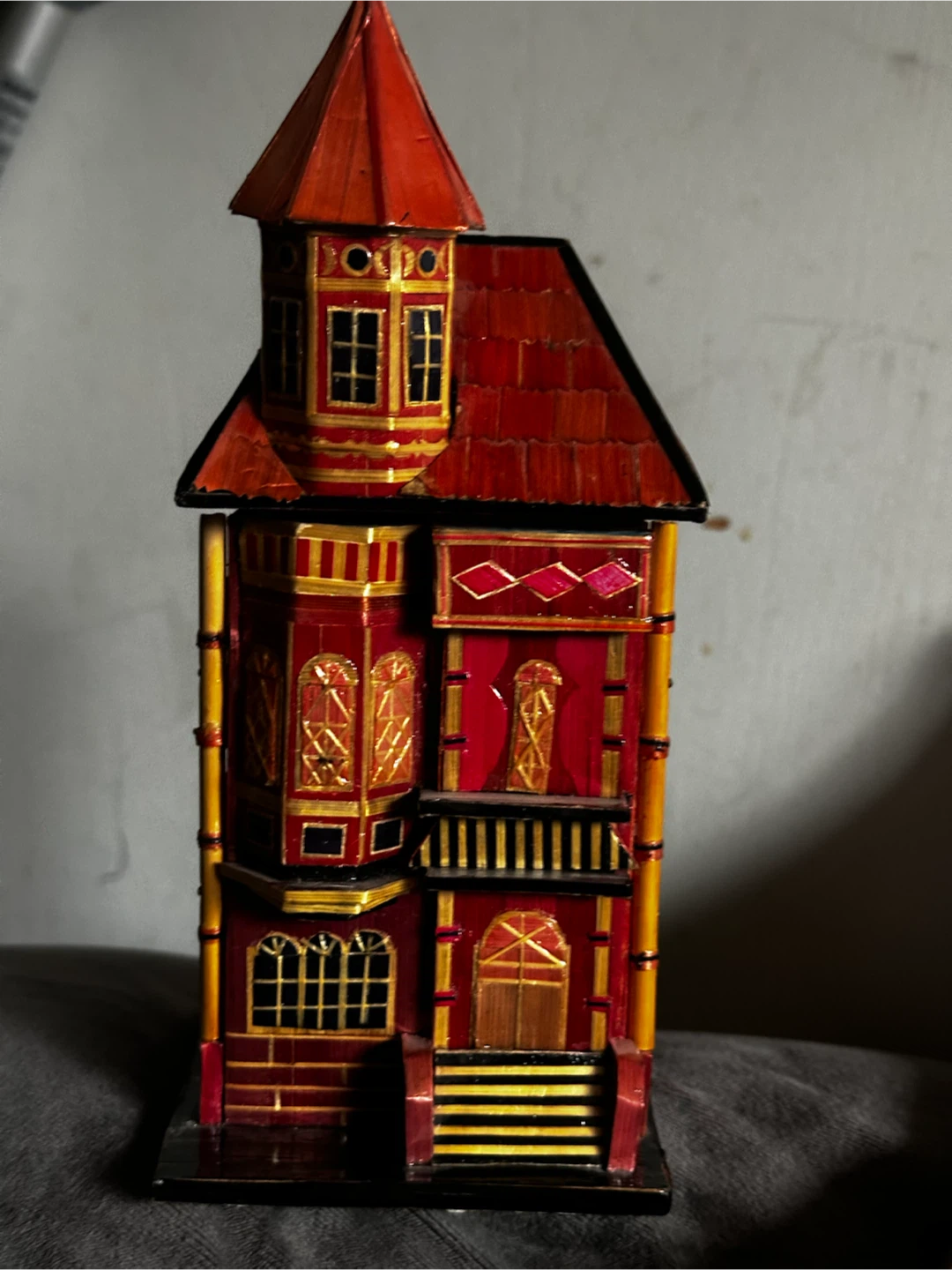 Vintage Straw Marquetry Victorian House Trinket Box