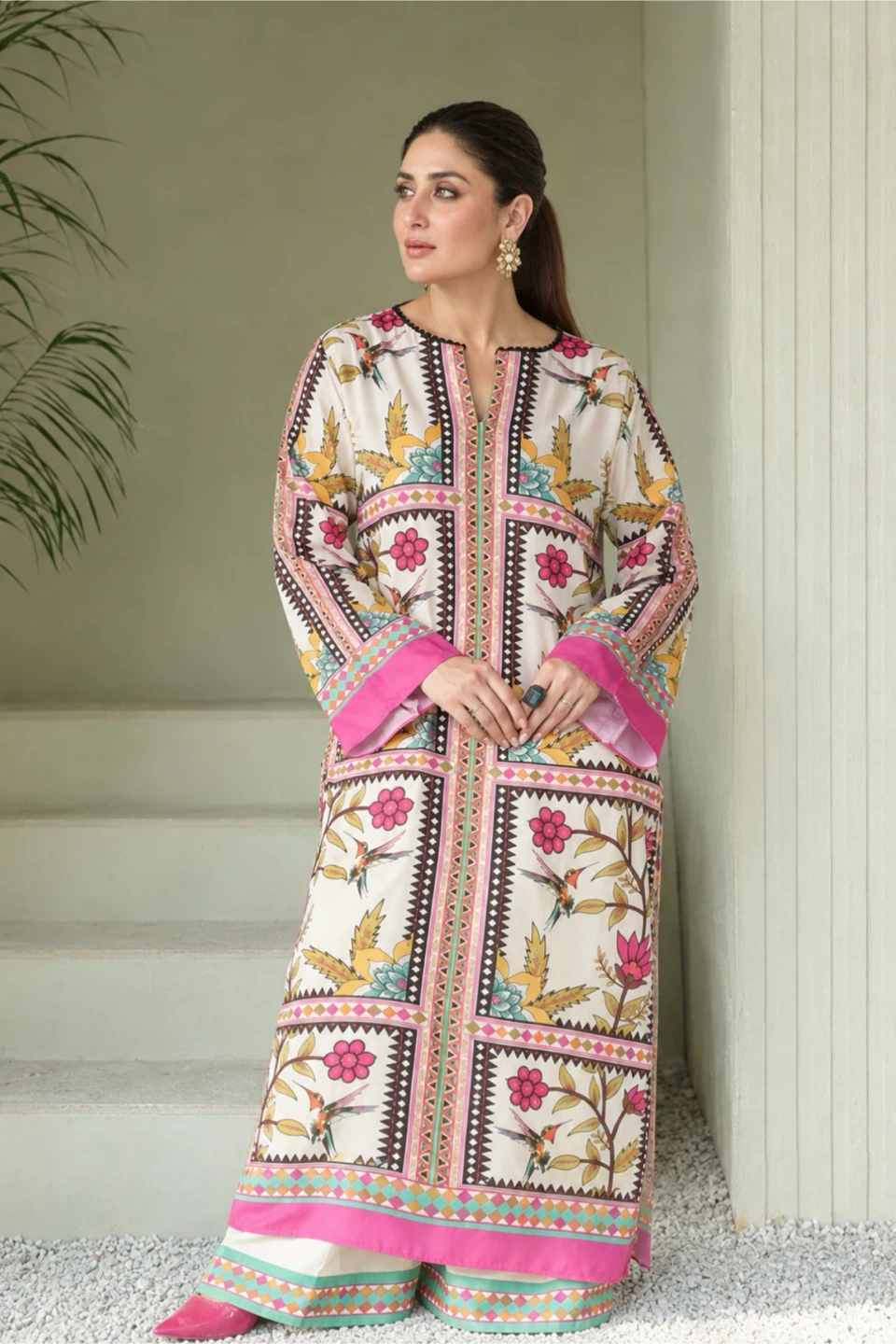 2 Piece Floral Print Kurta and Trousers Set - photo 4