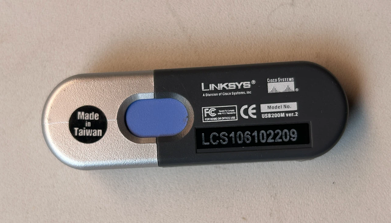 Linksys USB 2.0 Network Adapter - photo 2