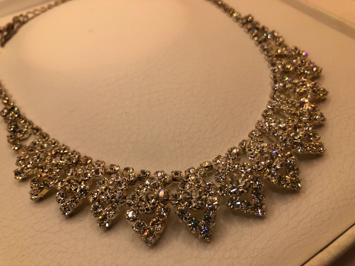 Sparkly Rhinestone Statement Necklace - photo 3