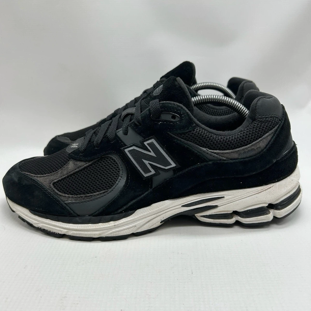 New Balance 2002R