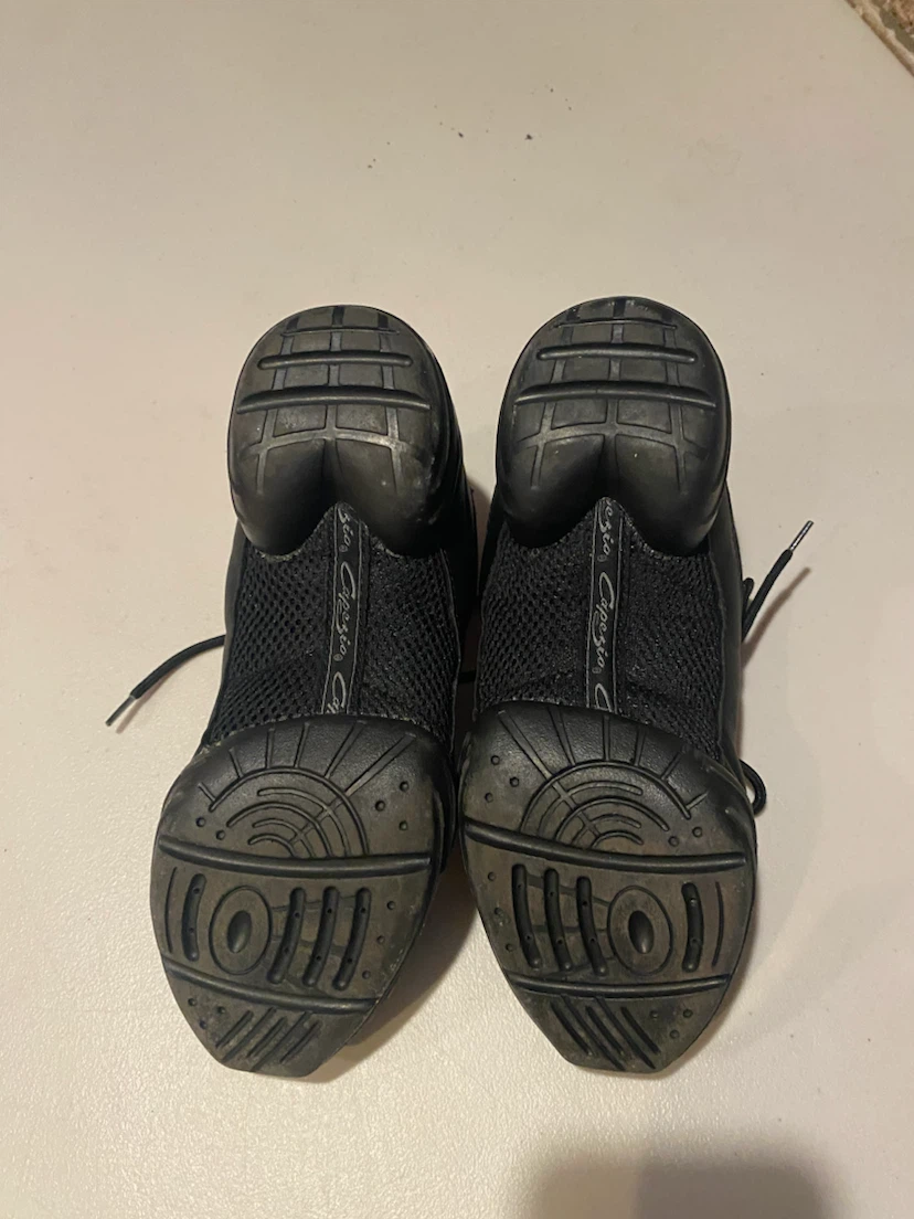 Capezio Dance Sneakers - photo 3