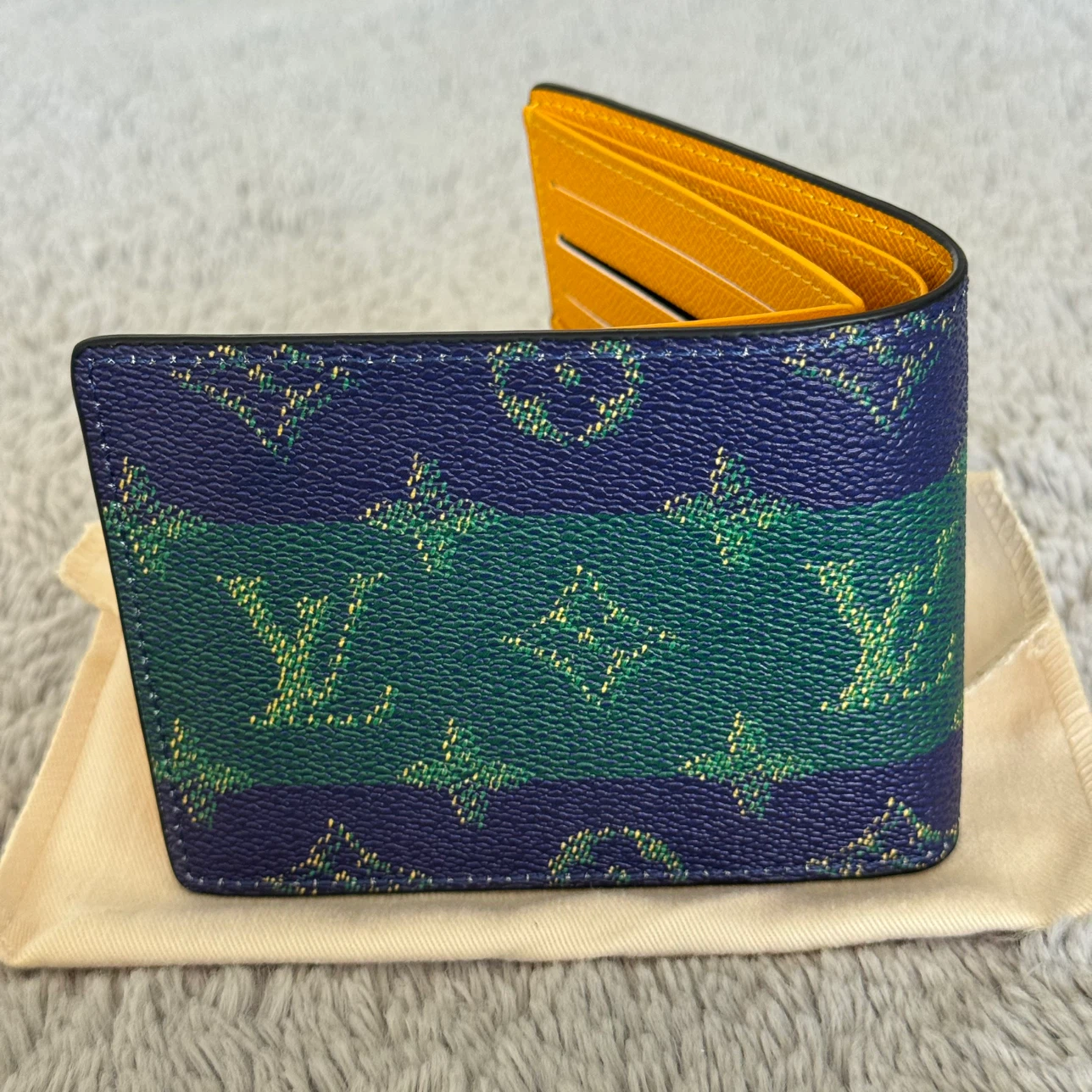 Louis Vuitton Slender Wallet - photo 2