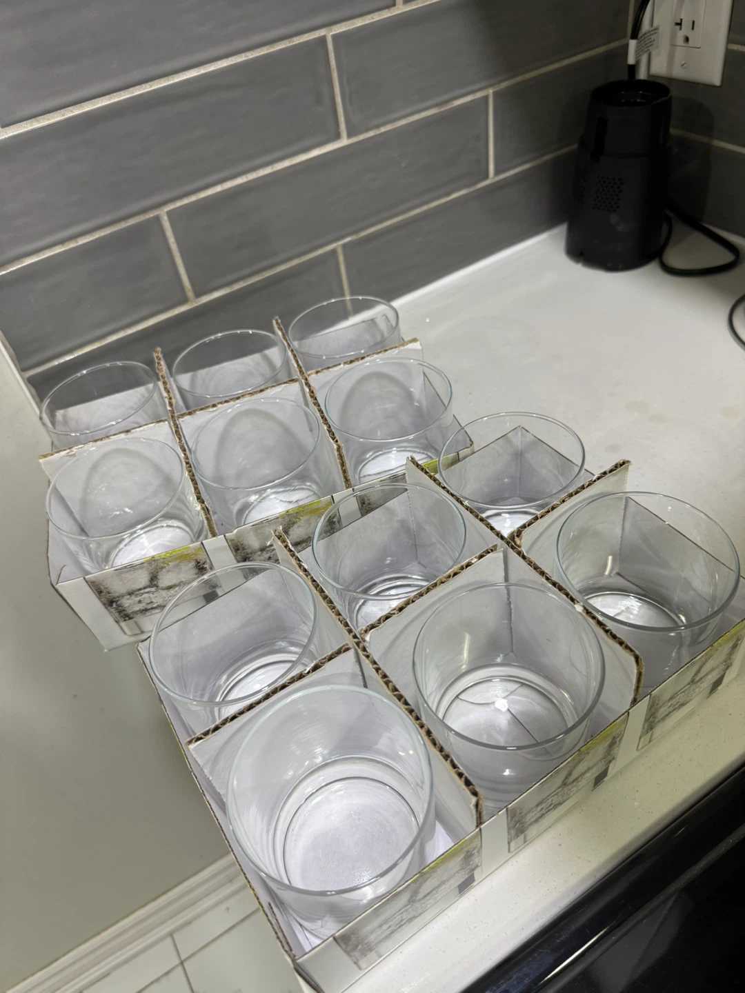 Moving Sale – Brand New Set of 12 Glasses - photo 2