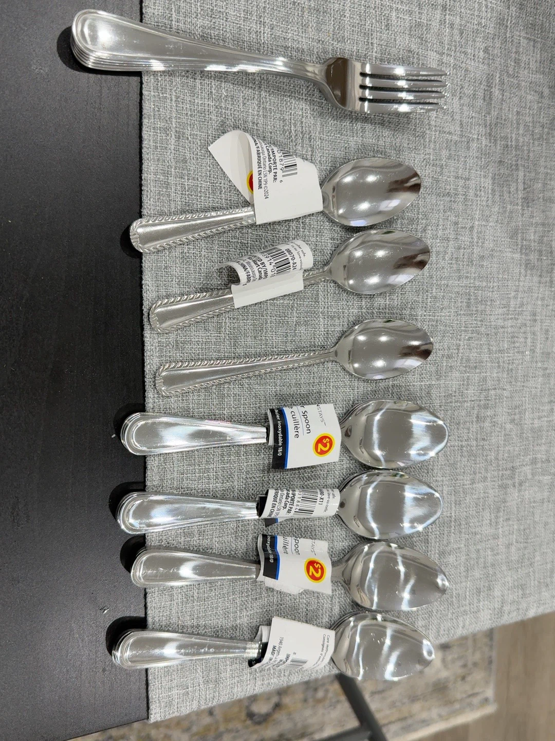 Moving Sale – Brand New 25-Piece Cutlery Set