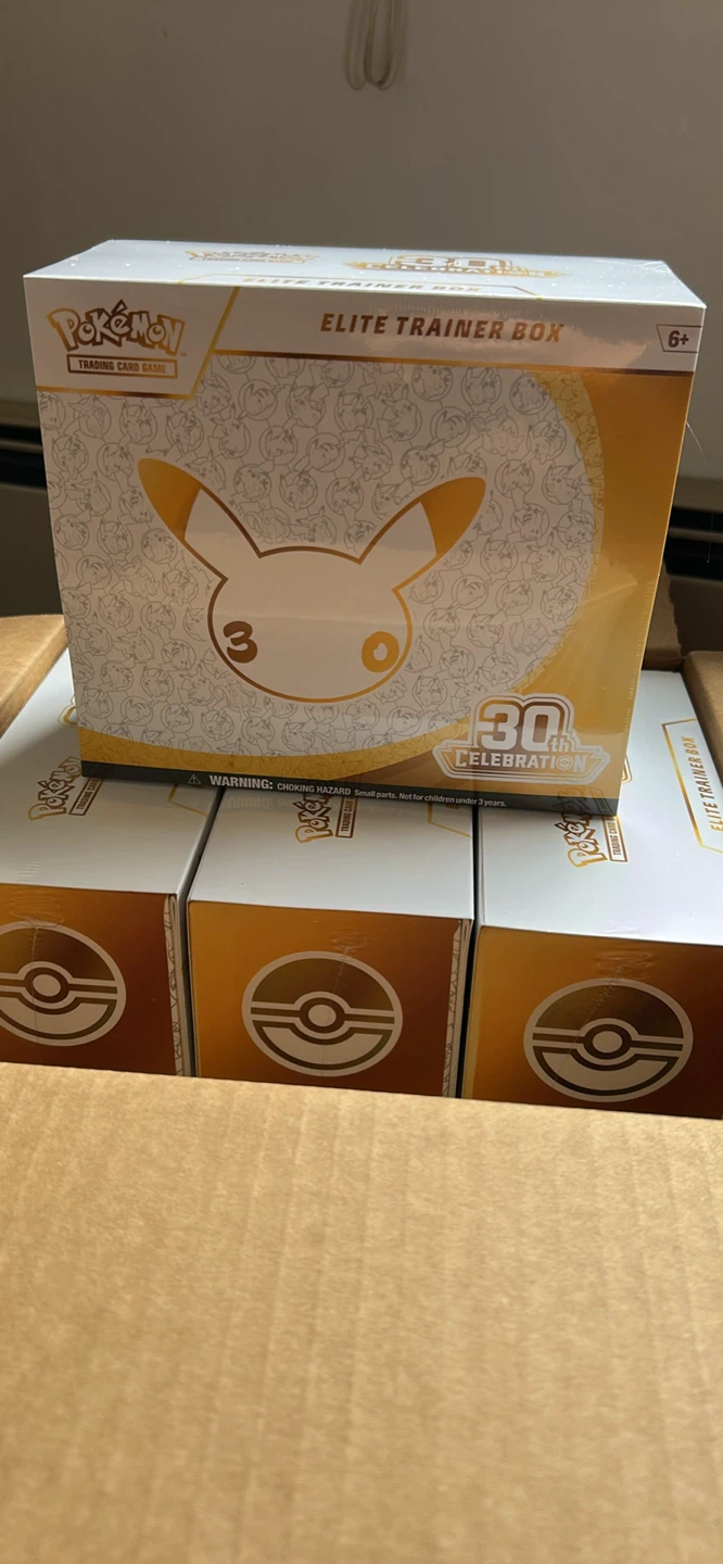 Pokemon 30th Celebration ETB