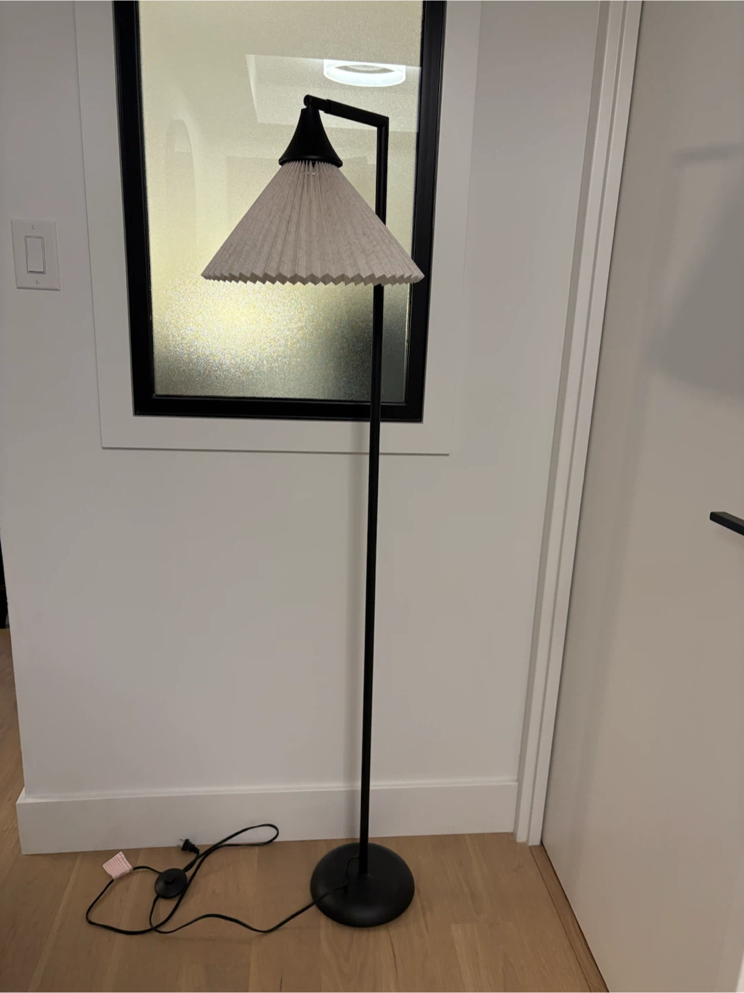 Floor lamp
