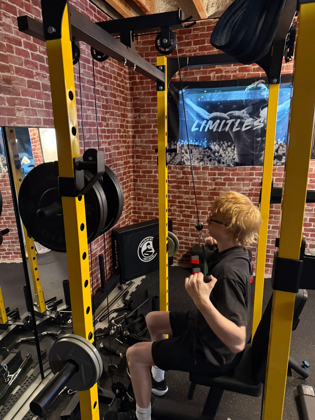 Selling home gym - full private studio fully equipped - photo 2