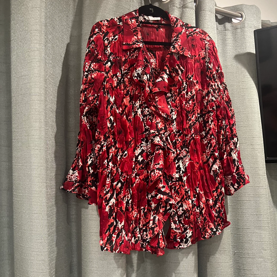Red Floral Crinkle Blouse