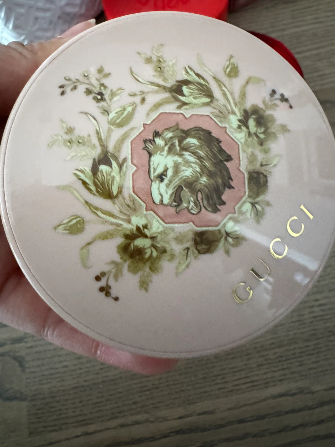 Slightly use Gucci Cushion De Beaute Foundation Shade 02