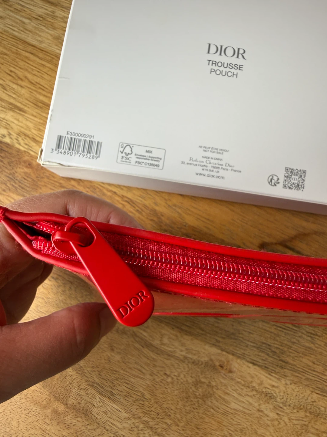 Dior Red Trousse Pouch - photo 2