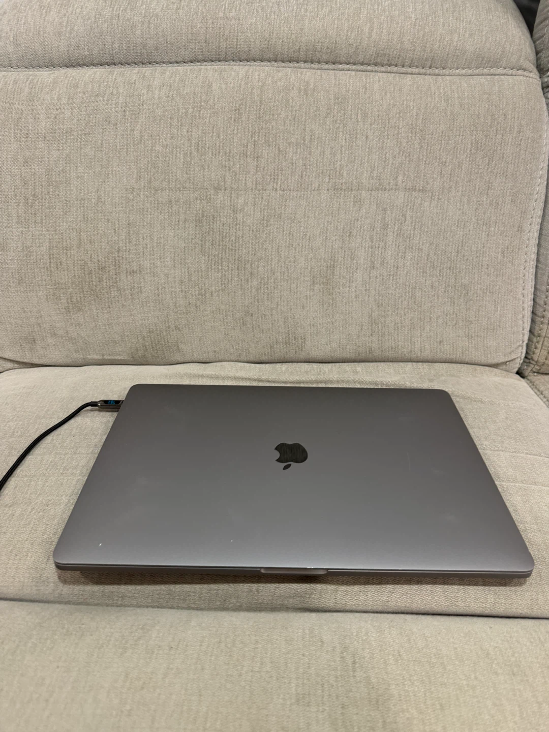 MacBook Pro 16” i9 32gb ram 1Tb - photo 2
