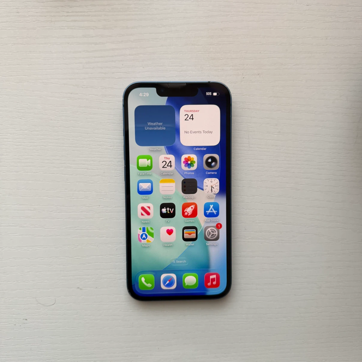 Blue Apple iPhone 13 - photo 3