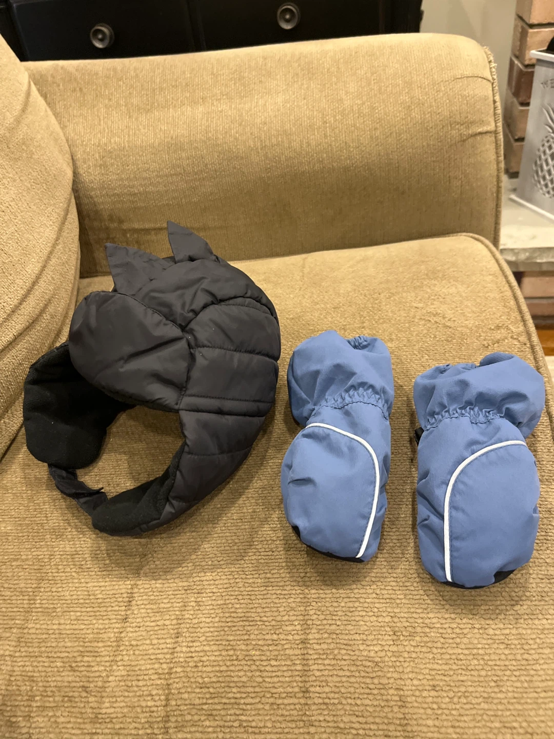Mountain Equipment Company and Gap Hat Set