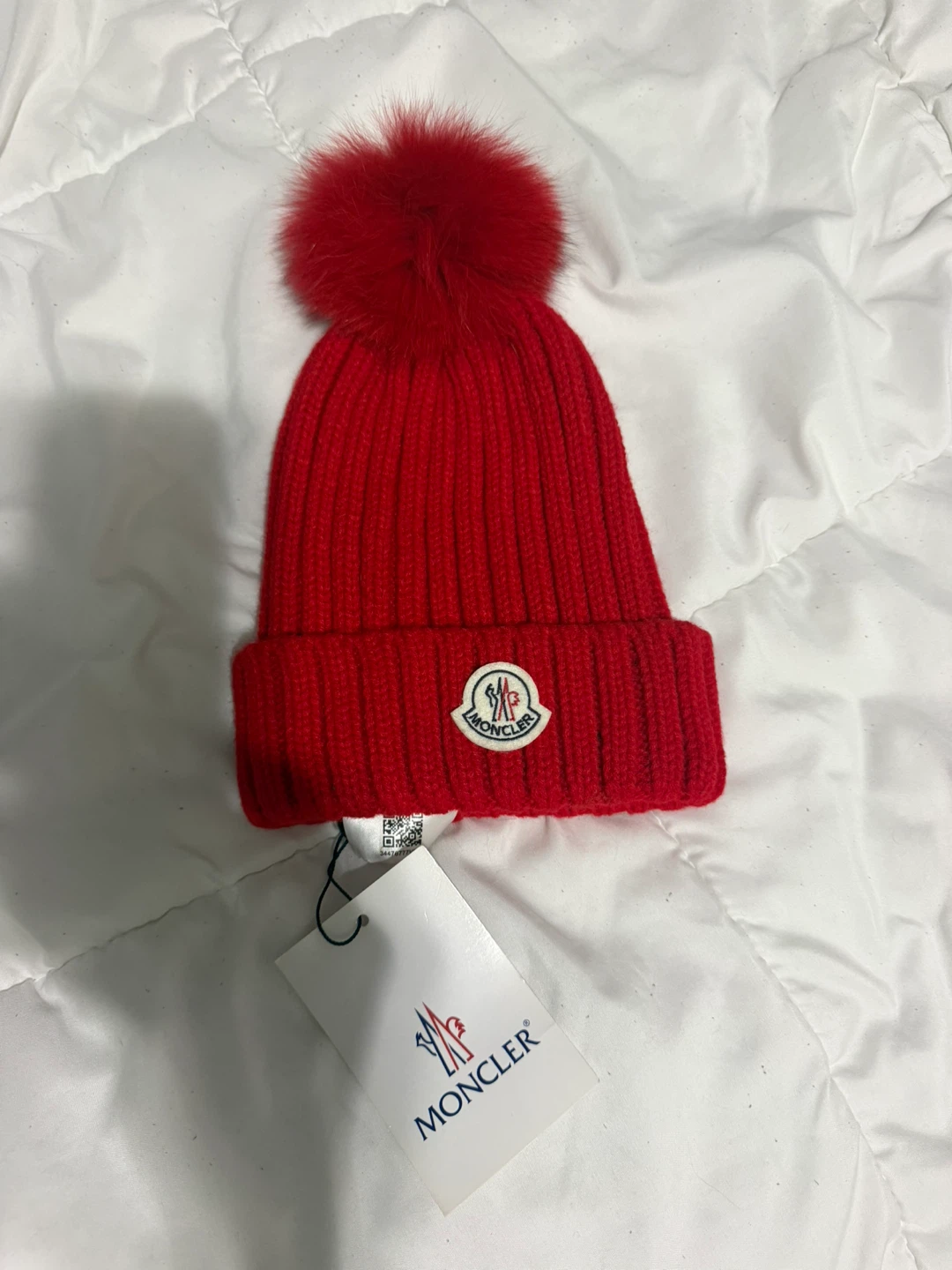 Moncler Red Beanie with Pom-Pom - photo 3