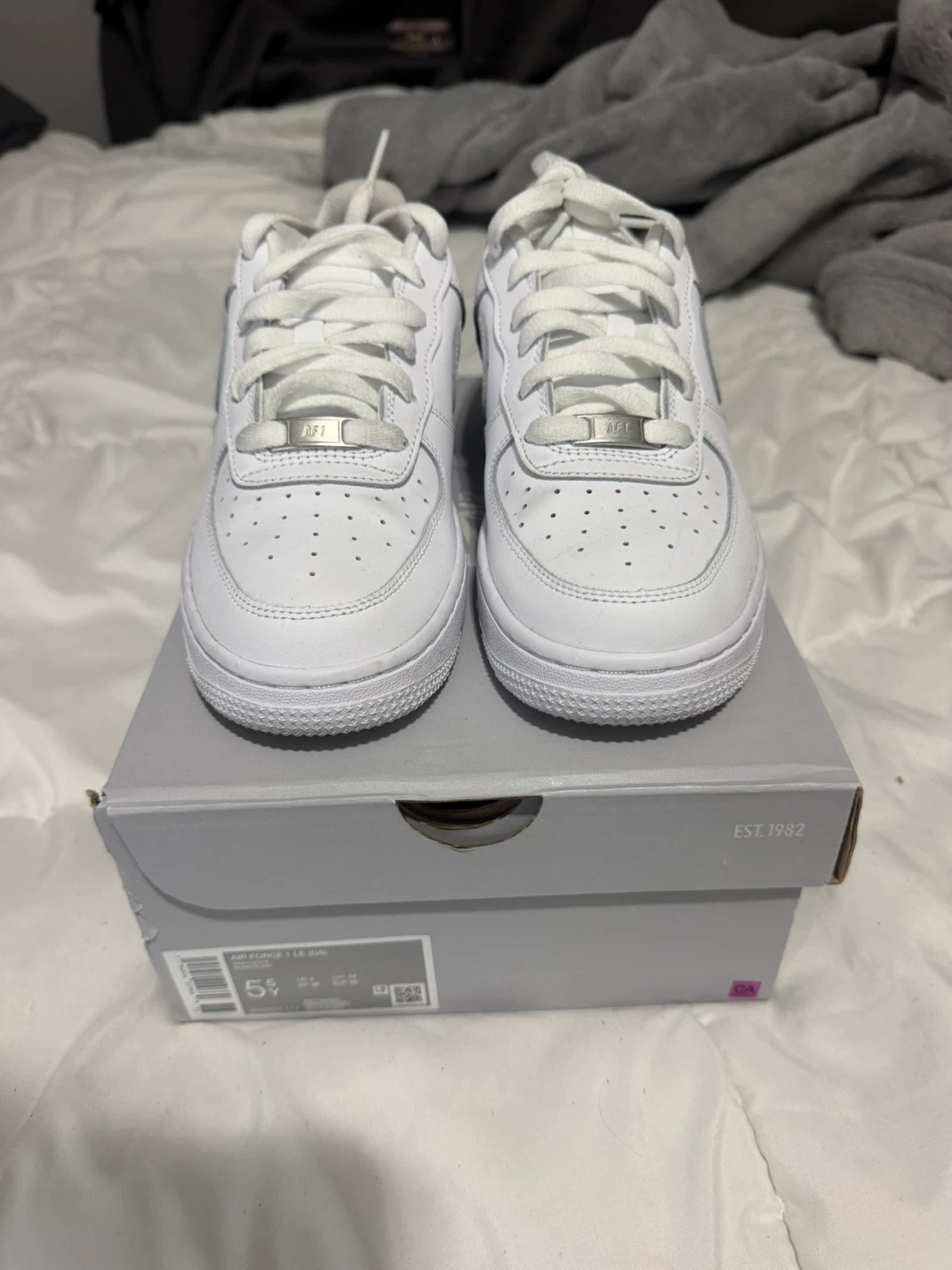 Nike Air Force 1 LE GS White - Size 5.5Y 7Women - photo 2