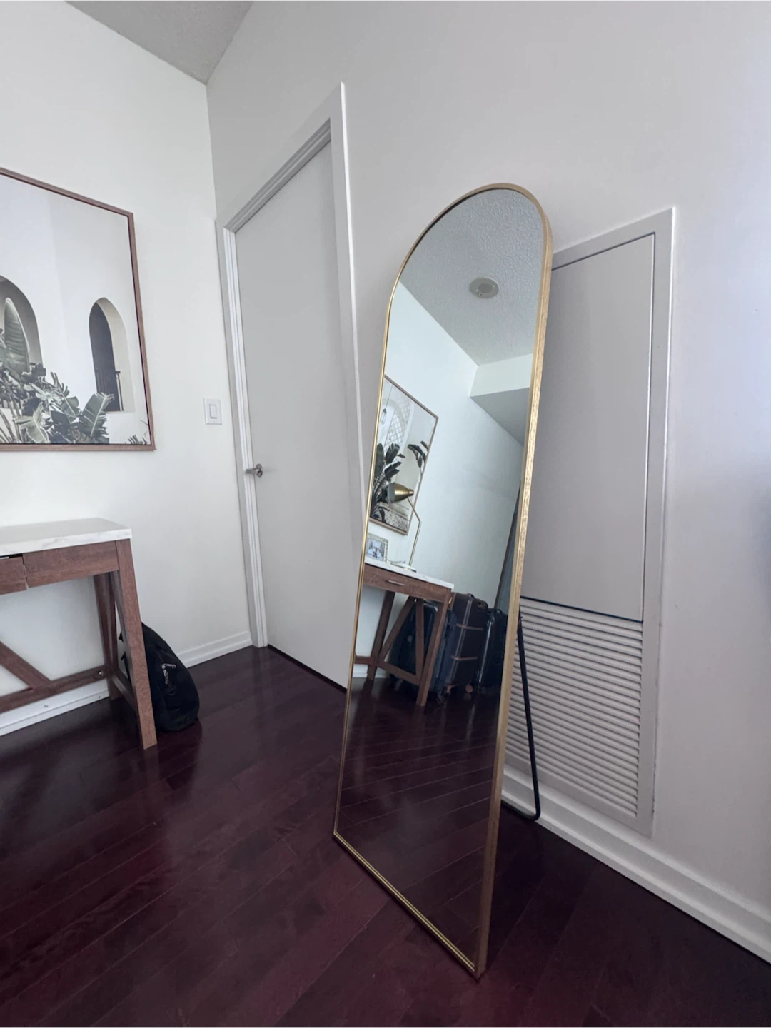 Arched Floor Mirror with Gold Frame - photo 2