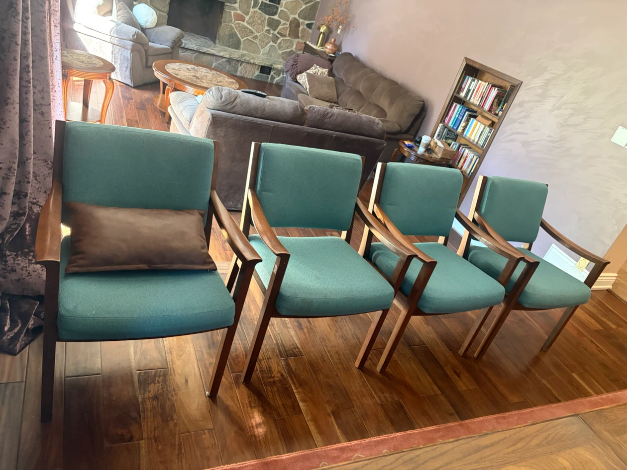 Set of 6 Mid-Century Modern Dining Chairs