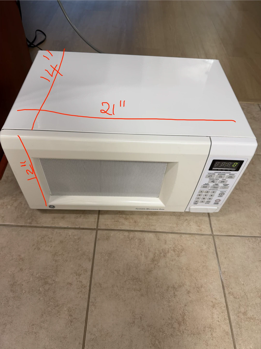 GE 1.1 cu. ft. White Microwave - photo 3