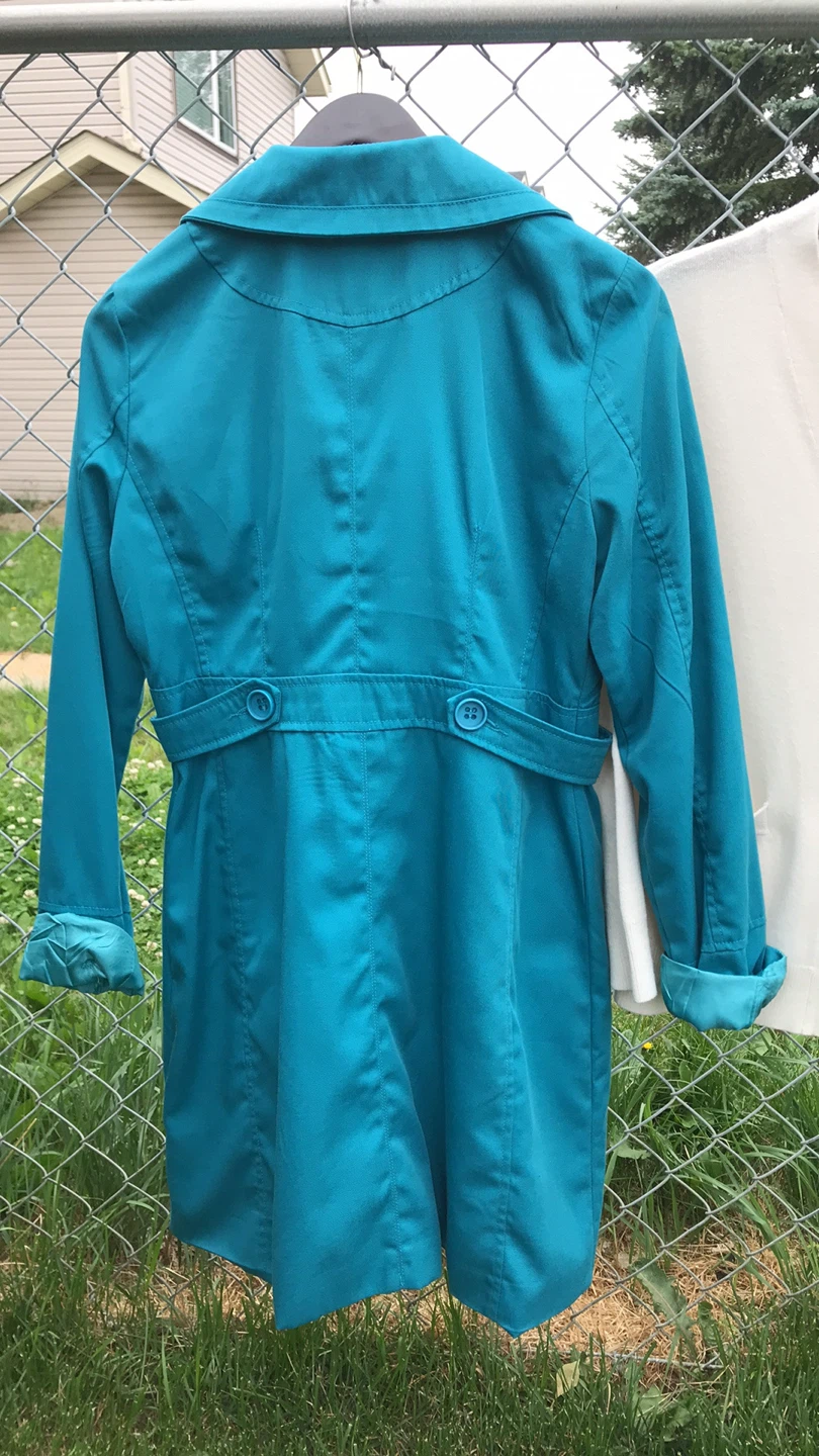 Women’s Fall/Spring Jacket Size 8 $10 firm like new - photo 2