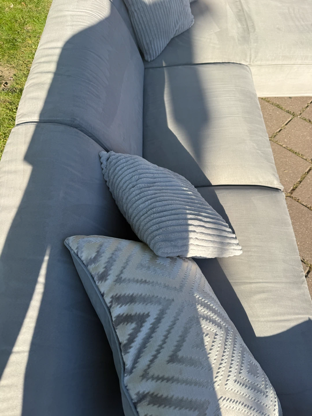 4 Seater Modern Grey Sectional - photo 5